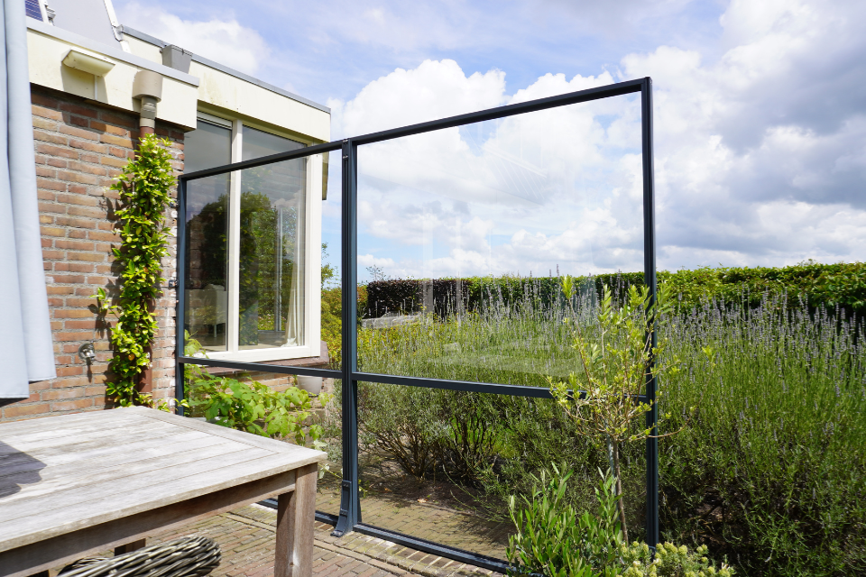 Zon en Scherm Alor ZS165 glazen windscherm