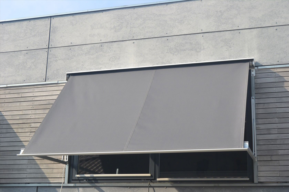 Verano Florence V160 uitvalscherm met gesloten cassette