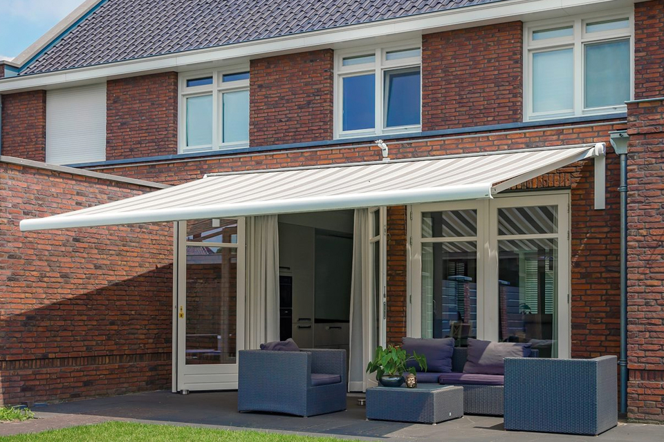 Zonneschermdoeken - zonweringdoek vervangen